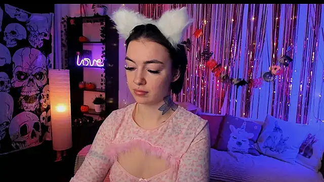 Magic Allie online show from 10-27-25, 07:51