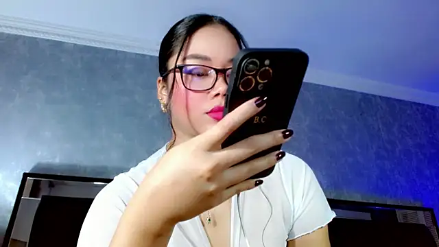 JasmineMoore online show from 04-15-26, 09:48