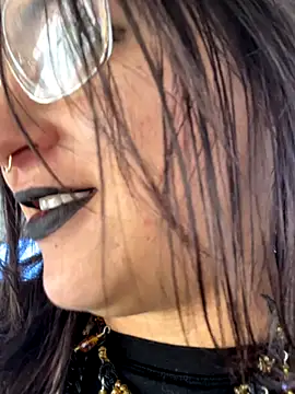 SafeinouterSpace online show from 12-21-25, 07:10