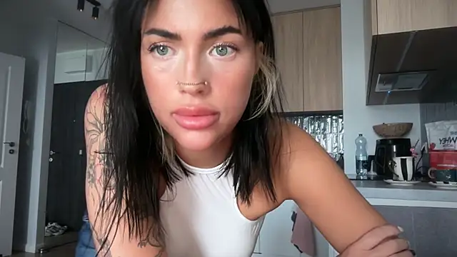 Marakuia054 online show from 11-16-25, 10:54