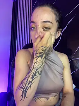 Ady 18 online show from 11-07-25, 07:14