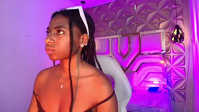 Queen perla  online show from 03-01-26, 06:21