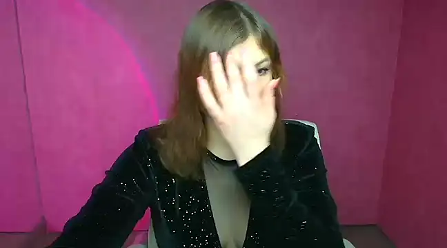 Snapshot of Lissmilf chatting on 12-24-24, 06:33 Lissmilf online show from 12-24-24, 06:33