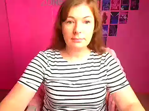 Snapshot of Lissmilf chatting on 10-25-25, 11:40 Lissmilf online show from 10-25-25, 11:40