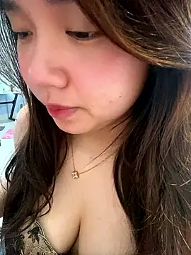 Hotellinh12 online show from 01-08-26, 06:05