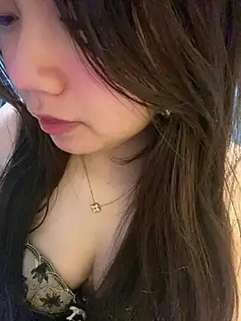 Hotellinh12 online show from 01-11-26, 04:45