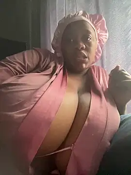 Snapshot of Chubbykarisma27 chatting on 02-13-26, 02:57 Chubbykarisma27 online show from 02-13-26, 02:57