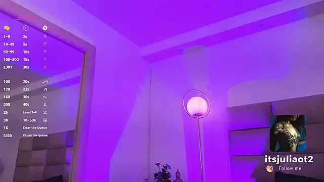 Snapshot of mssjulia chatting on 01-18-25, 12:24 mssjulia online show from 01-18-25, 12:24