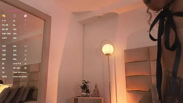 Snapshot of mssjulia chatting on 01-27-25, 11:54 mssjulia online show from 01-27-25, 11:54