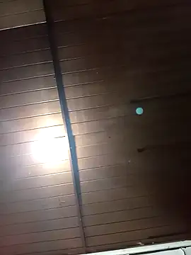 Snapshot of Uncletee112 chatting on 09-10-25, 05:40 Uncletee112 online show from 09-10-25, 05:40