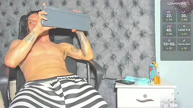 marcus smithh online show from 12-12-24, 07:19