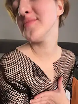 pink8ty online show from 11-14-25, 12:31