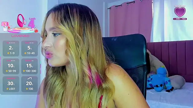 Agnescruzz online show from 11-22-25, 08:52