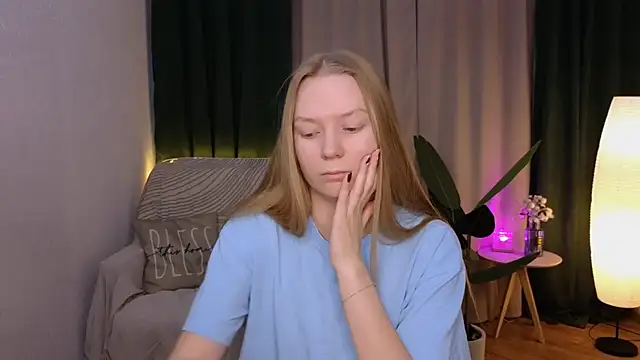 CarolynCohen   online show from 03-02-25, 01:58