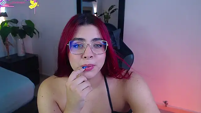 Snapshot of lizowenn_ chatting on 09-10-25, 07:25 lizowenn  online show from 09-10-25, 07:25