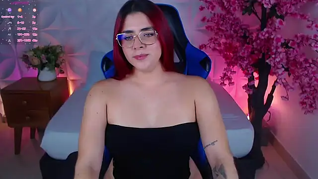 Snapshot of lizowenn_ chatting on 10-29-25, 07:26 lizowenn online show from 10-29-25, 07:26