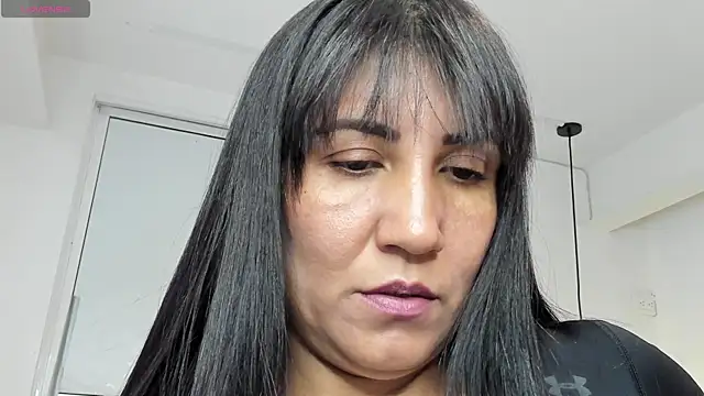 Snapshot of GiaFox_ chatting on 05-16-26, 12:40 GiaFox online show from 05-16-26, 12:40