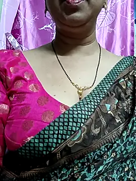 Snapshot of Rosy-B chatting on 02-24-25, 06:04 Rosy-B online show from 02-24-25, 06:04