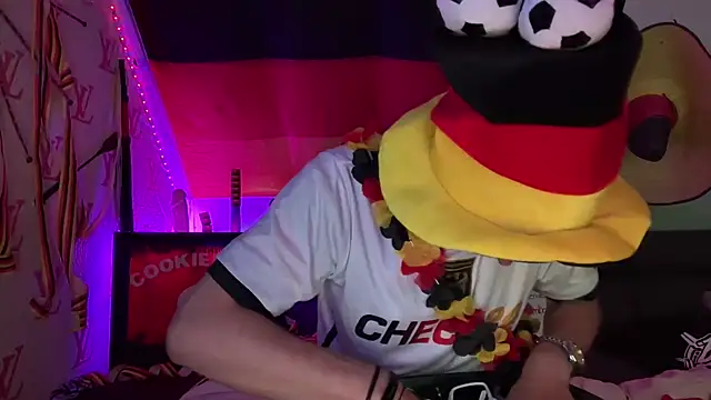 Cookieboy88 online show from 06-13-26, 07:56