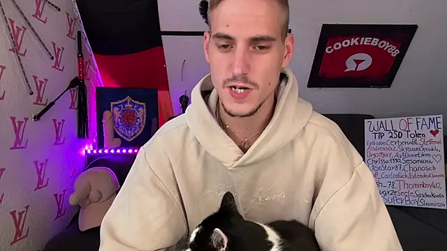 Cookieboy88 online show from 07-22-26, 02:42