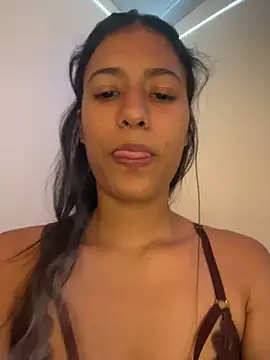 Valentinabaker online show from 03-06-26, 05:09