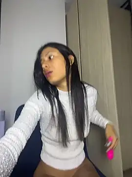 Snapshot of Valentinabaker chatting on 05-10-26, 10:20 Valentinabaker online show from 05-10-26, 10:20