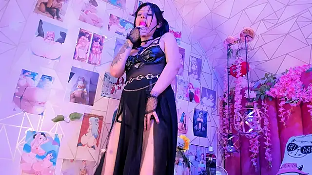 Snapshot of Alicebenett chatting on 10-07-25, 09:12 Alicebenett online show from 10-07-25, 09:12