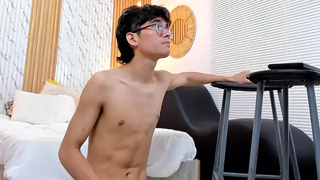 Snapshot of billie_jr chatting on 03-11-25, 03:12 billie jr online show from 03-11-25, 03:12