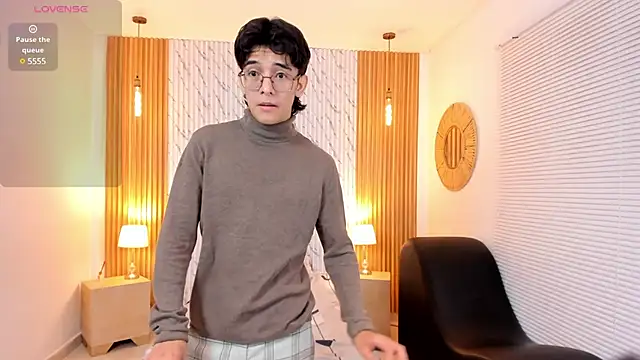 Snapshot of billie_jr chatting on 03-14-25, 12:07 billie jr online show from 03-14-25, 12:07