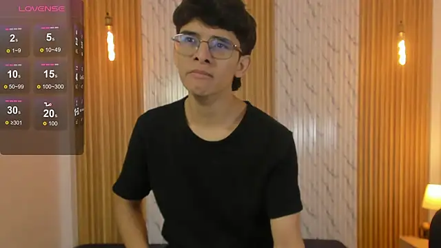 Snapshot of billie_jr chatting on 11-20-25, 04:12 billie jr online show from 11-20-25, 04:12