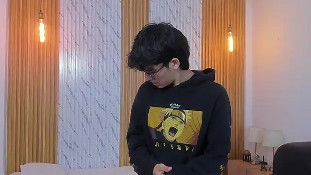 Snapshot of billie_jr chatting on 12-05-25, 03:26 billie jr online show from 12-05-25, 03:26