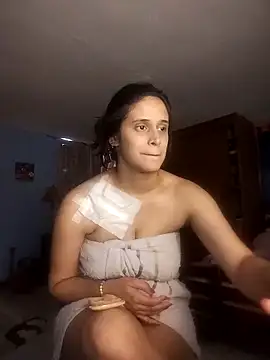 Catalinacandela online show from 02-14-26, 06:48