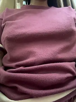 Snapshot of Indian_model9 chatting on 12-13-25, 07:53 Indian model9 online show from 12-13-25, 07:53