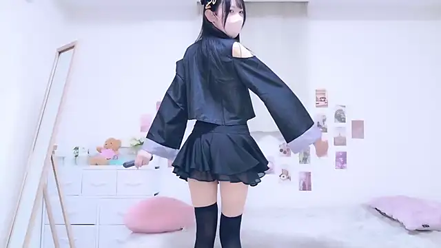 Suzu ch xx online show from 10-26-25, 04:57