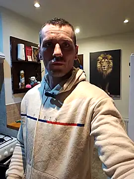 Aian09 online show from 03-04-25, 09:40