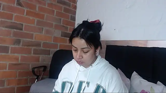 Snapshot of salome__hills1 chatting on 02-07-25, 05:29 salome hills1 online show from 02-07-25, 05:29