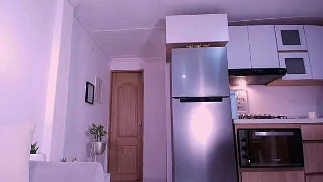 DannaHyde online show from 02-11-26, 08:14