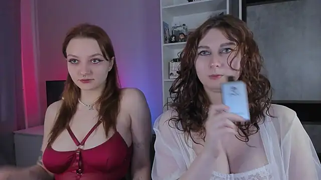 Goddess-Rose online show from 05-15-26, 04:47