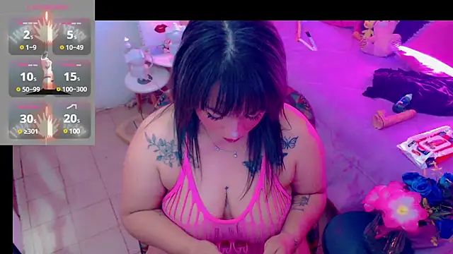 Snapshot of martina_bk chatting on 01-08-25, 10:37 martina bk online show from 01-08-25, 10:37