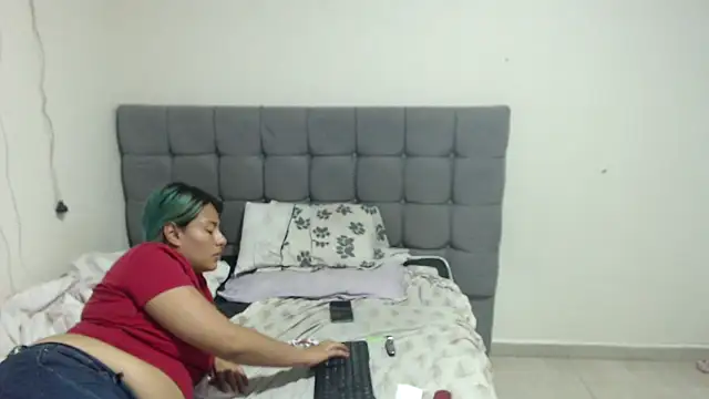 69 anal hard online show from 03-21-25, 09:34