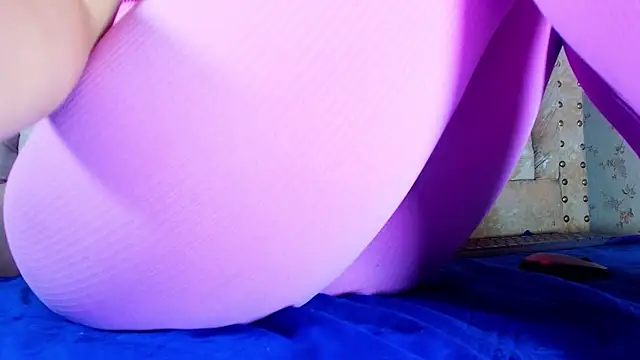 ann berlin online show from 09-24-25, 03:10