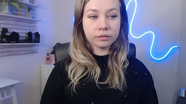 Snapshot of holly_xglam chatting on 01-22-25, 03:20 holly xglam online show from 01-22-25, 03:20