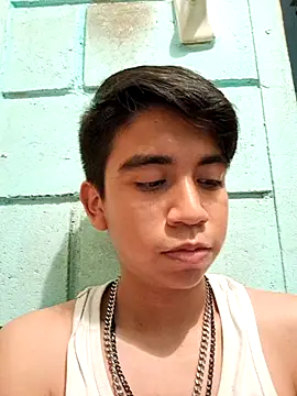 ElGiyuu25 online show from 02-05-26, 01:32