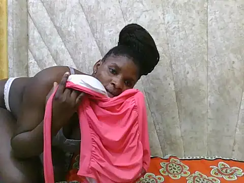 Snapshot of Sexy_Villagegal chatting on 10-31-25, 10:00 Sexy Villagegal online show from 10-31-25, 10:00