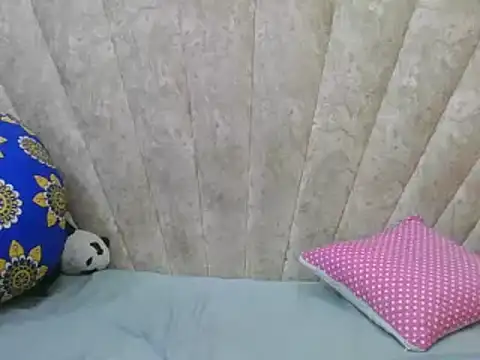 Snapshot of Sexy_Villagegal chatting on 11-08-25, 08:47 Sexy Villagegal online show from 11-08-25, 08:47