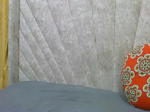 Snapshot of Sexy_Villagegal chatting on 11-24-25, 08:41 Sexy Villagegal online show from 11-24-25, 08:41