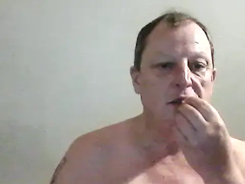 Snapshot of chubbybear2cum chatting on 12-04-24, 11:02 chubbybear2cum online show from 12-04-24, 11:02