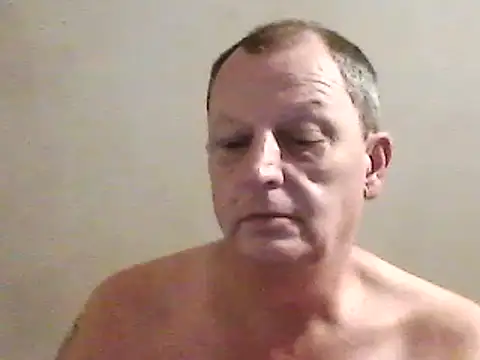 Snapshot of chubbybear2cum chatting on 12-29-24, 03:22 chubbybear2cum online show from 12-29-24, 03:22