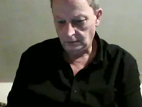 Snapshot of chubbybear2cum chatting on 01-17-25, 11:40 chubbybear2cum online show from 01-17-25, 11:40