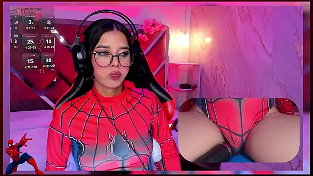 Snapshot of SweetieCloe_ chatting on 09-23-25, 08:45 SweetieCloe  online show from 09-23-25, 08:45